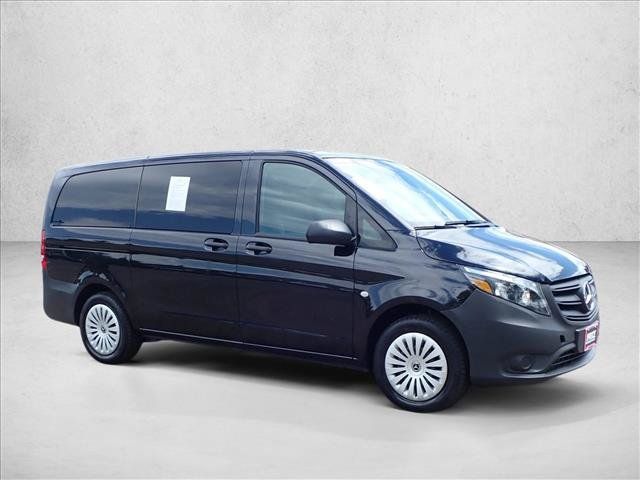Used 2023 Mercedes-Benz Metris Passenger image 6