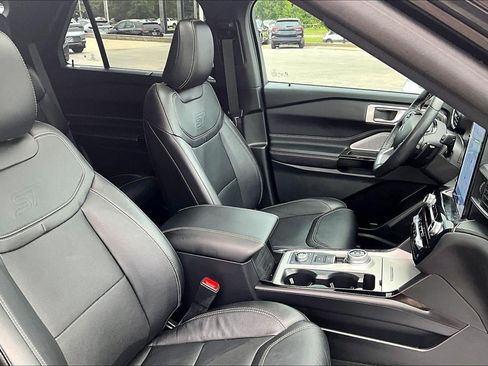 Used 2023 Ford Explorer ST w/ Equipment Group 401A AWD/4WD image 7