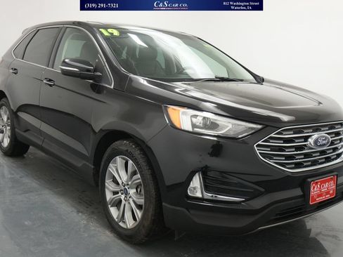 Used 2019 Ford Edge Titanium w/ Cold Weather Package AWD/4WD image 1