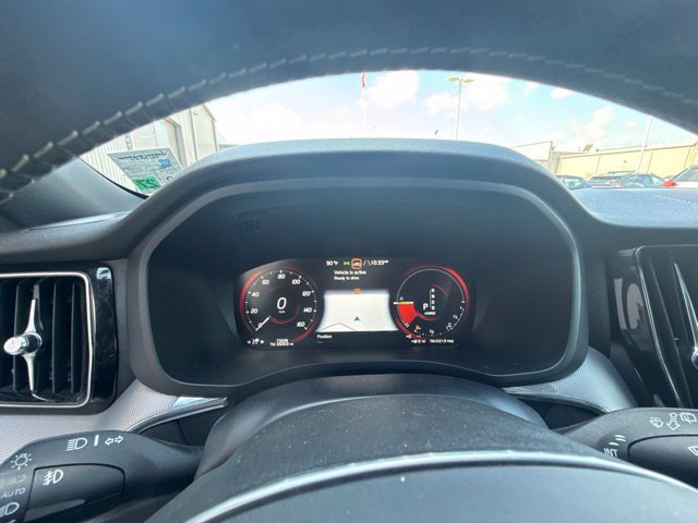 Used 2019 Volvo XC60 T8 R-Design w/ Advanced Package AWD/4WD image 17