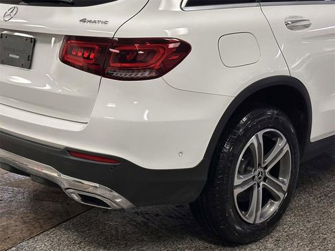 Used 2022 Mercedes-Benz GLC 300 4MATIC image 10