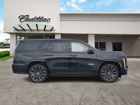 New 2026 Cadillac Escalade V image 6