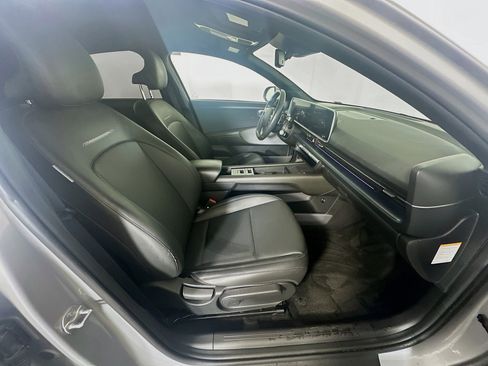 Used 2024 Hyundai Ioniq 6 SEL RWD image 33