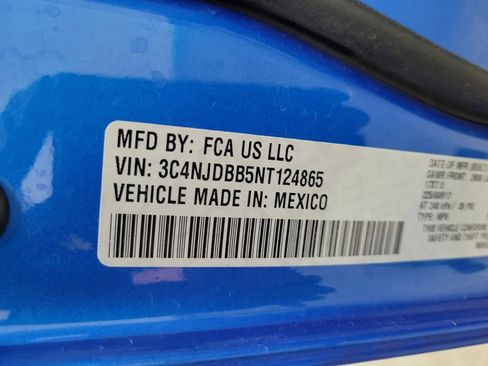 Used 2022 Jeep Compass Latitude image 33