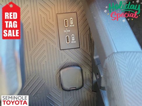 Used 2024 Toyota Tacoma TRD Off-Road image 29