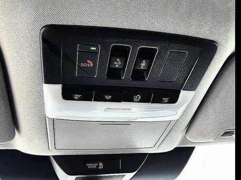 Certified 2025 Nissan Pathfinder Platinum AWD/4WD image 33