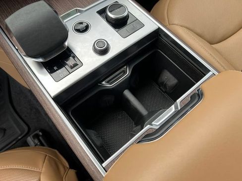 Used 2023 Land Rover Range Rover SE AWD/4WD image 33