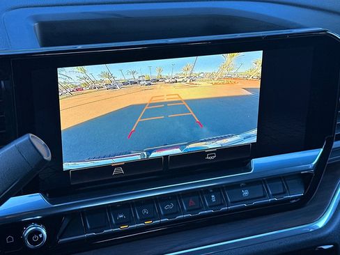 Used 2025 GMC Sierra 1500 SLT image 26