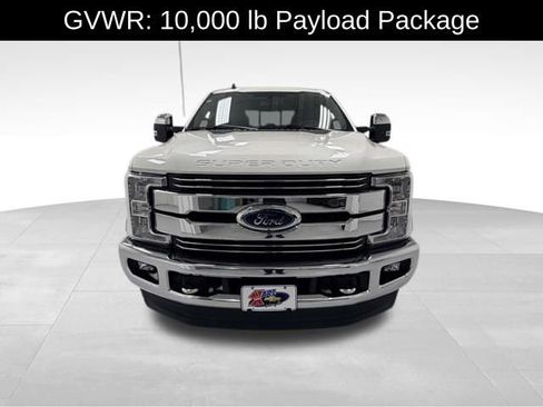 Used 2019 Ford F250 Lariat w/ Chrome Package image 9