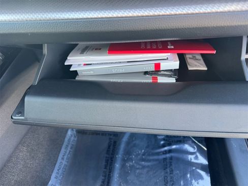 Used 2024 Toyota Prius XLE image 24