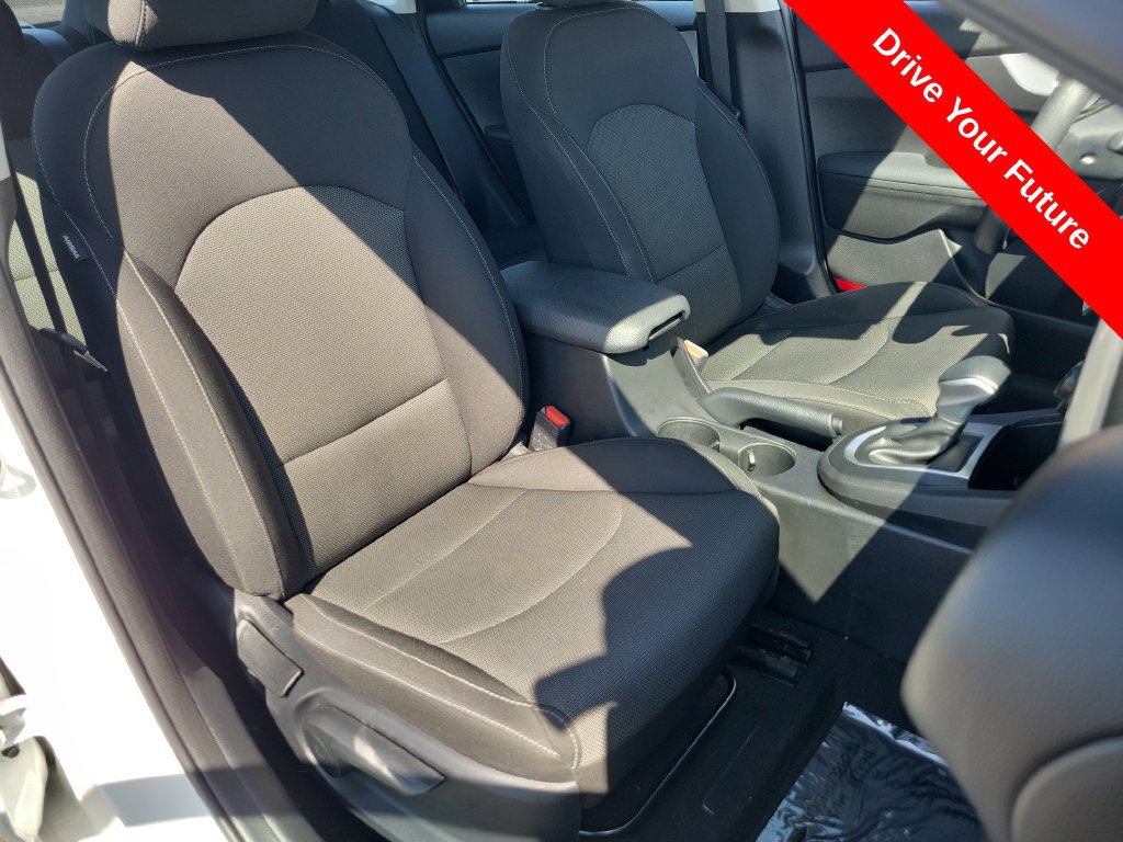 Used 2024 Kia Forte LXS FWD image 18
