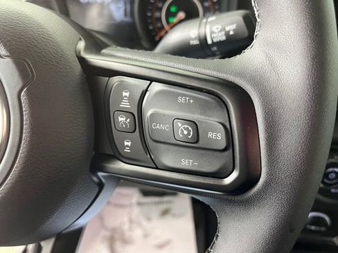 Used 2026 Jeep Gladiator Sport image 22