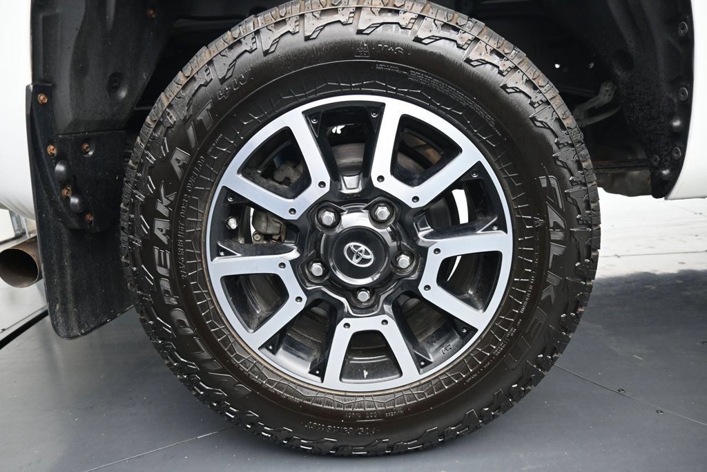 Used 2021 Toyota Tundra Limited w/ TRD Off-Road Package AWD/4WD image 10