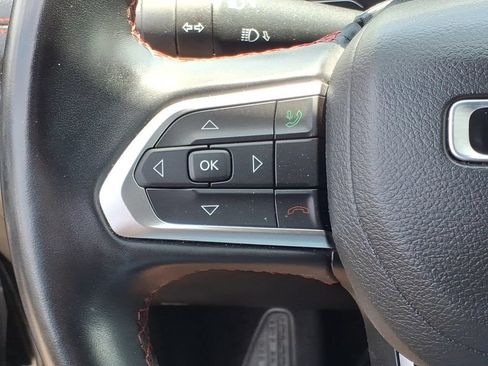 Used 2022 Jeep Compass Trailhawk w/ Trailhawk Convenience Group AWD/4WD image 18