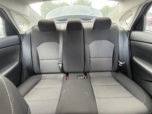 Used 2024 Kia Forte LXS FWD image 18