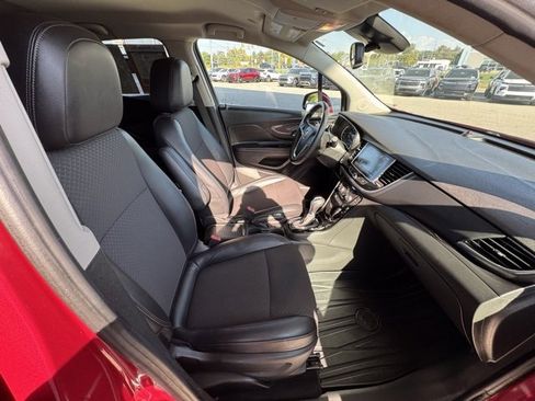 Used 2019 Buick Encore Preferred image 37