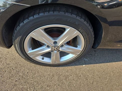 Used 2012 Volkswagen Eos Lux image 16