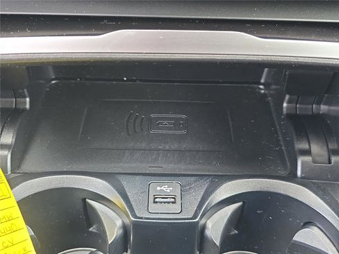 Used 2026 BMW M440i Coupe RWD image 21