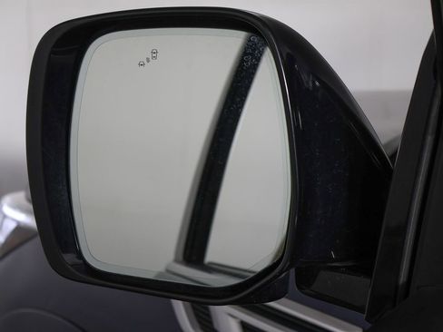 Used 2024 INFINITI QX80 Luxe AWD/4WD image 39