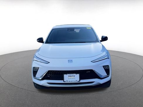 Used 2025 Buick Envista Sport Touring image 7