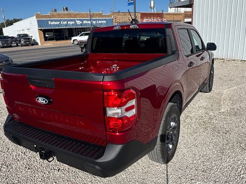 New 2025 Ford Maverick XLT w/ Equipment Group 301A image 3