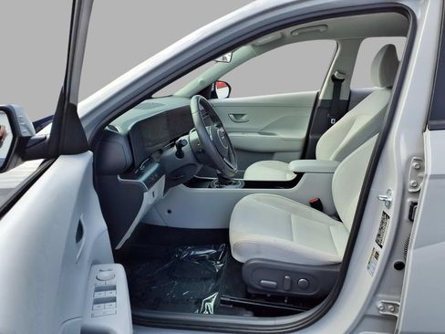 Used 2025 Hyundai Kona SEL AWD/4WD image 19