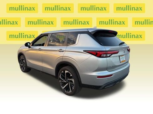 Used 2022 Mitsubishi Outlander ES image 7