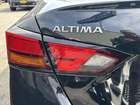 Certified 2024 Nissan Altima 2.5 SV image 10