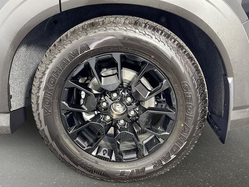 New 2026 Nissan Armada PRO-4X image 34