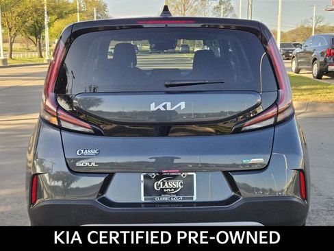 Certified 2025 Kia Soul EX image 5