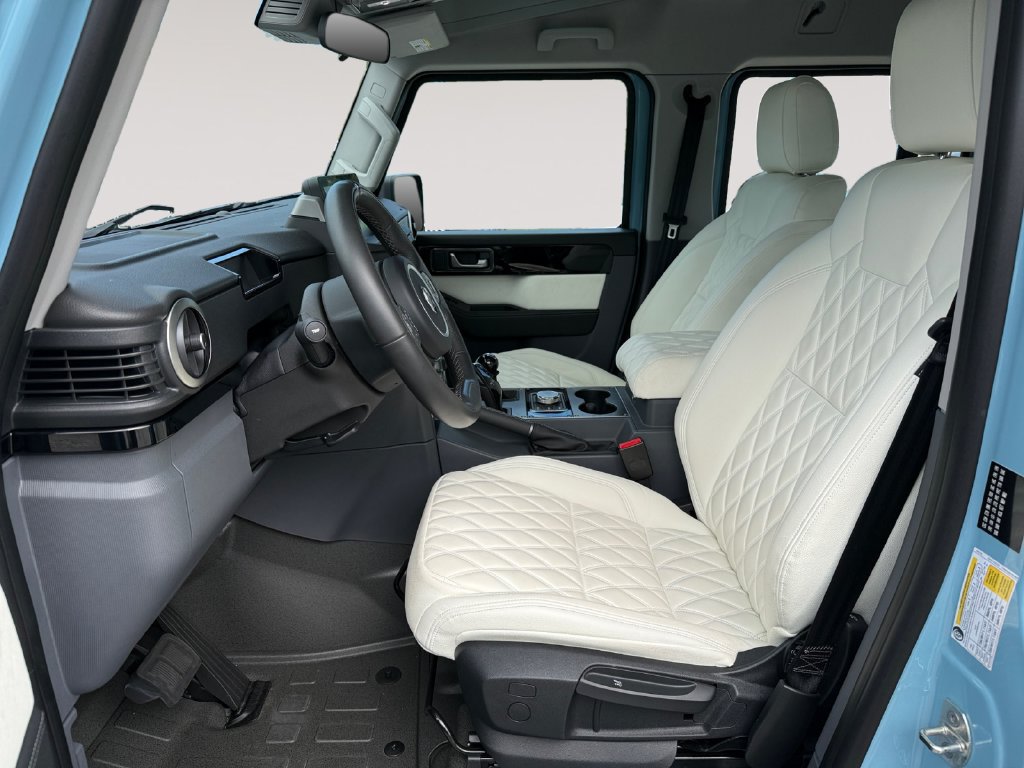 Used 2025 INEOS Grenadier Station Wagon AWD/4WD image 2