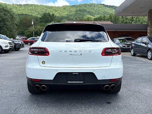Used 2018 Porsche Macan S image 5