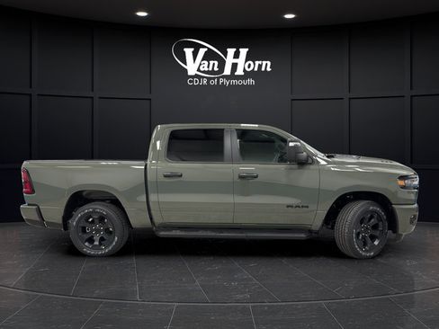 New 2026 RAM 1500 Express AWD/4WD image 8