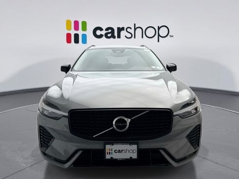 Used 2024 Volvo XC60 B5 Core w/ Climate Package AWD/4WD image 8