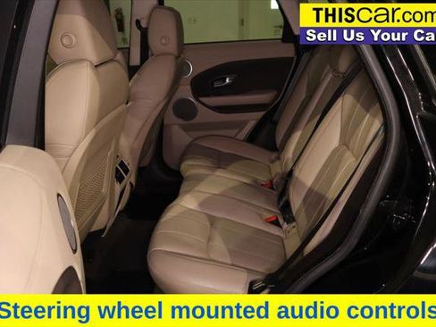 Used 2019 Land Rover Range Rover Evoque SE image 18