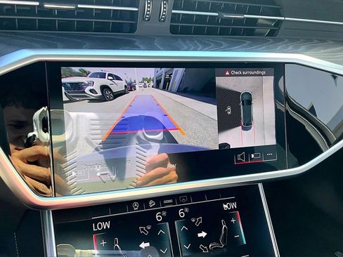 Used 2025 Audi A6 Premium Plus w/ Driver Assistance Package image 27