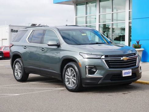 Used 2023 Chevrolet Traverse LT w/ Rear Camera Mirror Package AWD/4WD image 23