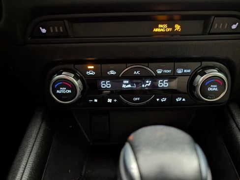 Used 2017 MAZDA CX-5 Touring w/ Preferred Equipment Package image 19