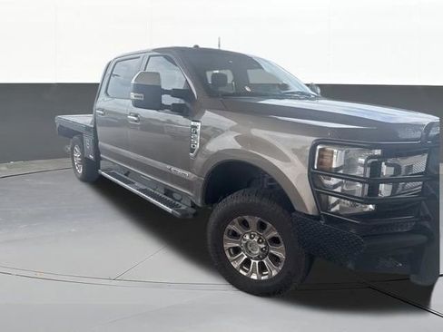 Used 2019 Ford F250 XLT w/ XLT Premium Package AWD/4WD image 1