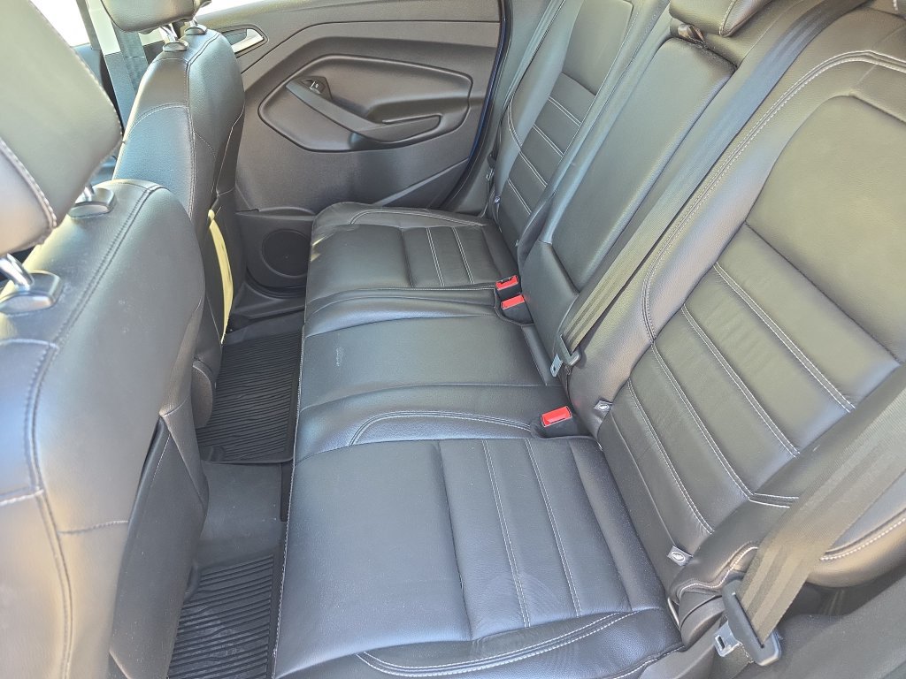 Used 2017 Ford Escape Titanium w/ Equipment Group 301A AWD/4WD image 19