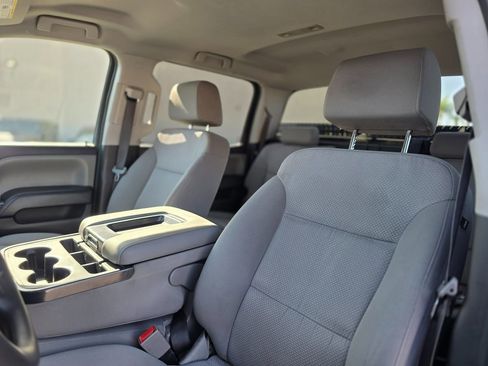 Used 2018 Chevrolet Silverado 1500 Custom w/ Trailering Package image 17