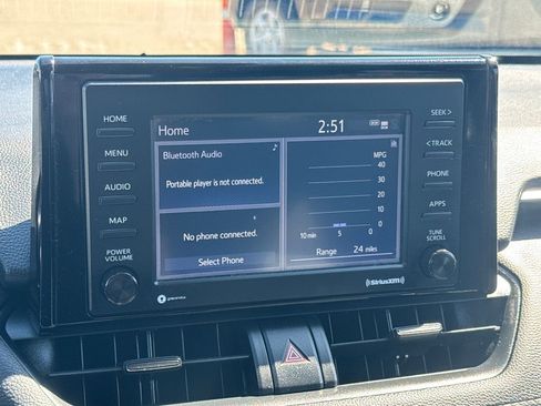 Used 2021 Toyota RAV4 LE w/ Carpet Mat Package (TMS) AWD/4WD image 22