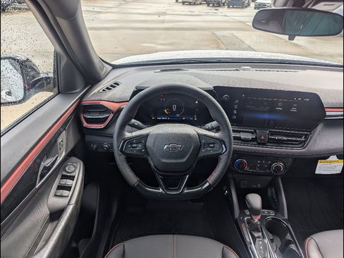 New 2026 Chevrolet TrailBlazer RS AWD/4WD image 3