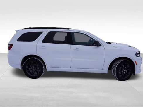 Certified 2024 Dodge Durango GT image 4