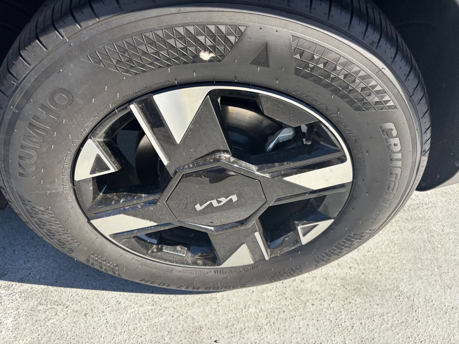 Used 2026 Kia Sportage LX FWD image 30