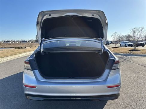 Used 2024 Honda Accord Touring image 17