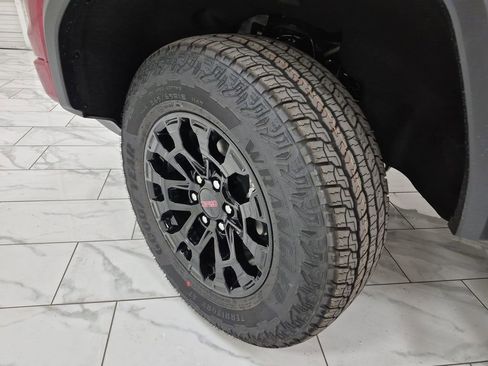 New 2026 GMC Canyon Elevation w/ Convenience Package image 34