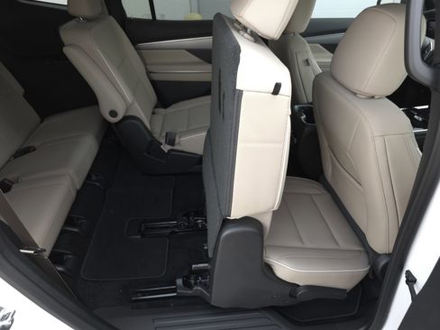 New 2026 Buick Enclave Preferred w/ Power Package FWD image 42