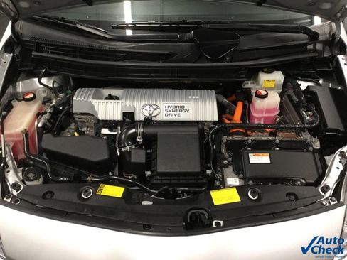 Used 2015 Toyota Prius Three image 45