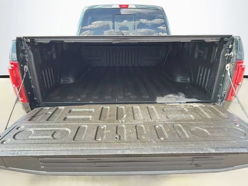 Used 2015 Ford F150 Lariat AWD/4WD image 27